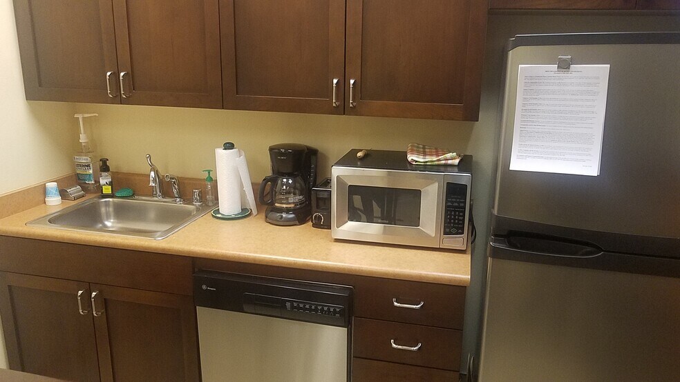 More Photos Of 7884 W Sahara Ave, Las Vegas Medical For Sale