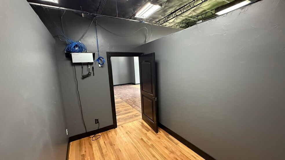 More Photos Of 2601 S Constitution Blvd, Salt Lake City Manufacturing For Lease