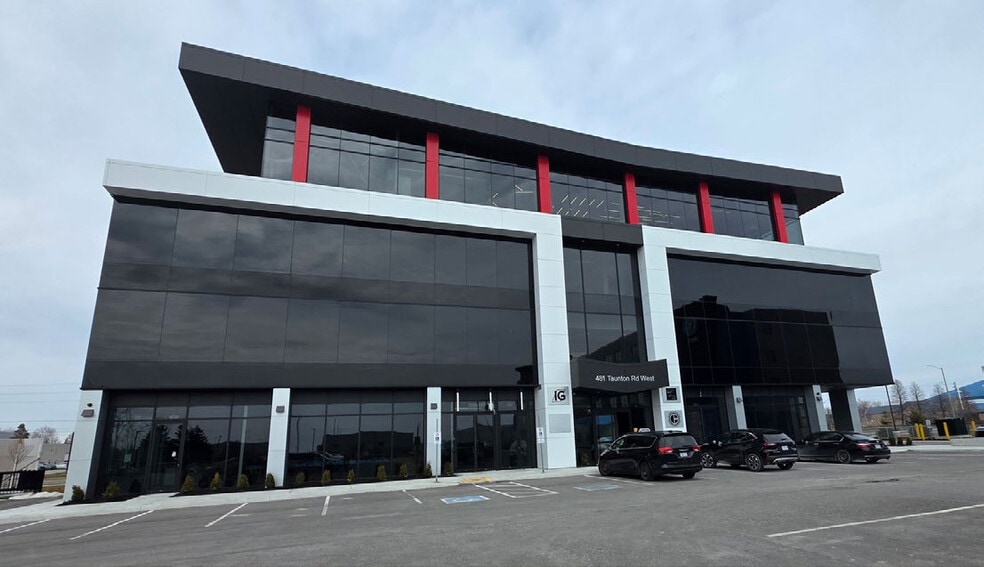 More Photos Of 481 Taunton Rd W, Oshawa Office For Lease