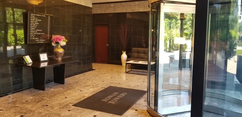 More Photos Of 8050 Rowan Rd, Cranberry Office Residential For Lease