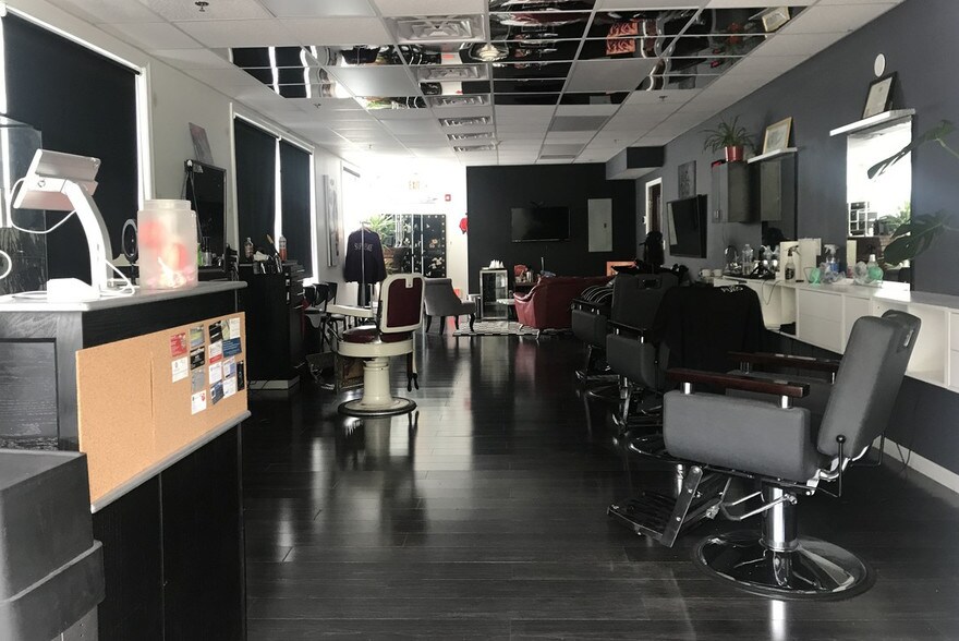 More Photos Of 2940 Dekalb Pike, Norristown Freestanding For Sale