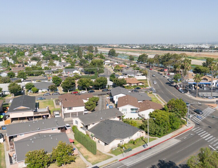More Photos Of 419 N Tustin Ave, Anaheim Apartments For Sale