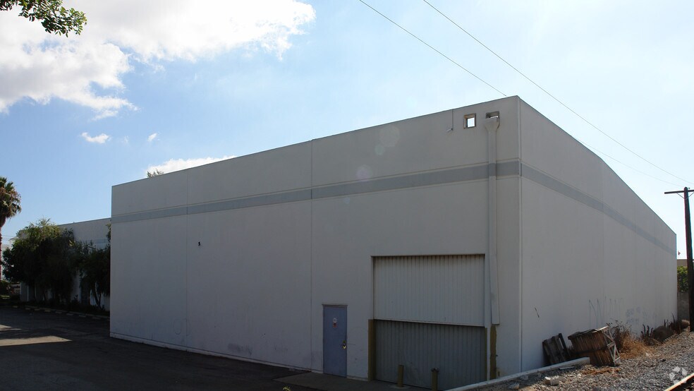 More Photos Of 1931 E Del Amo Blvd, Rancho Dominguez Distribution For Lease