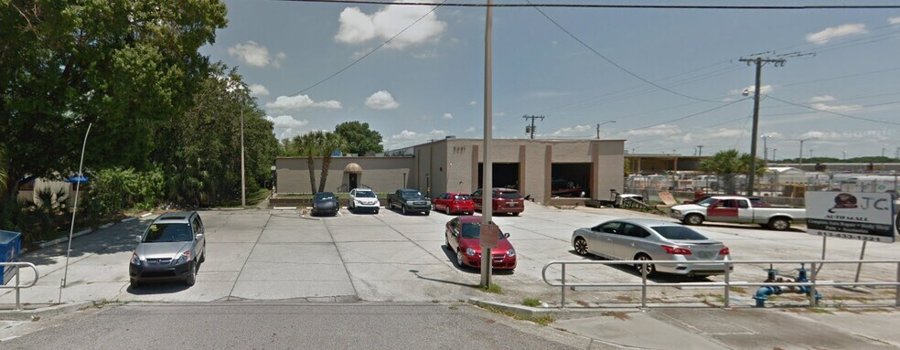 More Photos Of 5401 Sligh Ave, Tampa Auto Repair For Lease