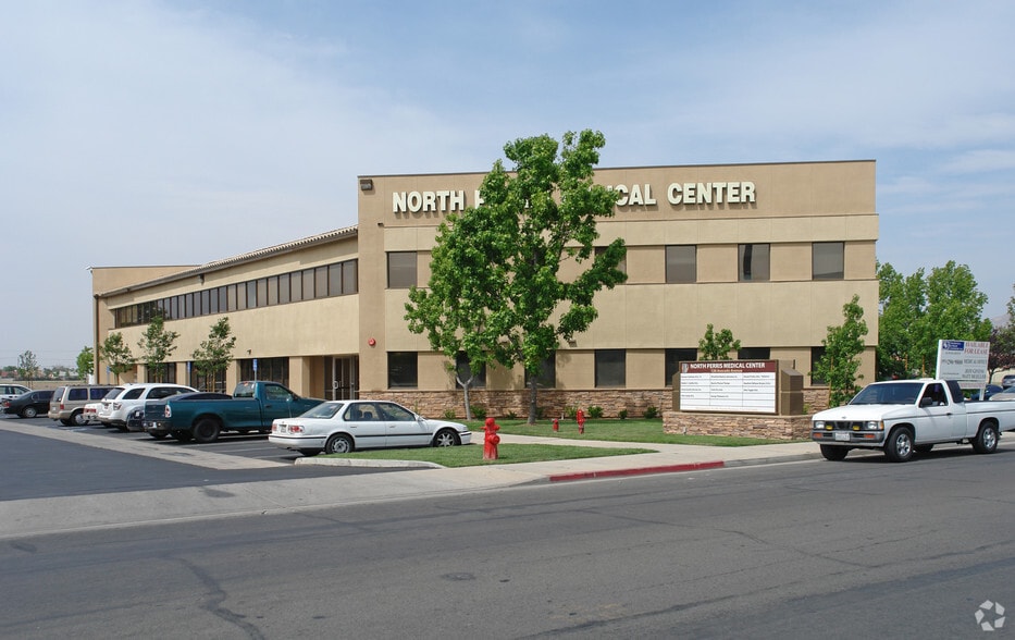 More Photos Of 126 Avocado Ave, Perris Medical For Lease