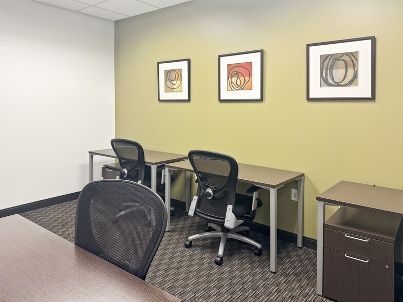 More Photos Of 3505 Lake Lynda Dr, Orlando Coworking Space