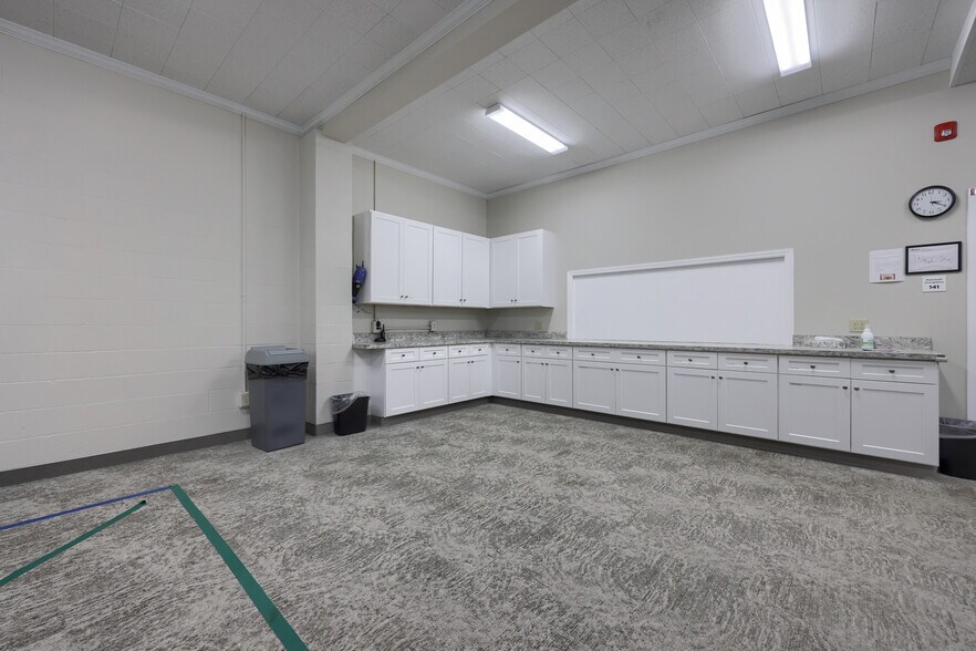 More Photos Of 121 Walnut Hill Rd, Millersville Religious Facility For Sale
