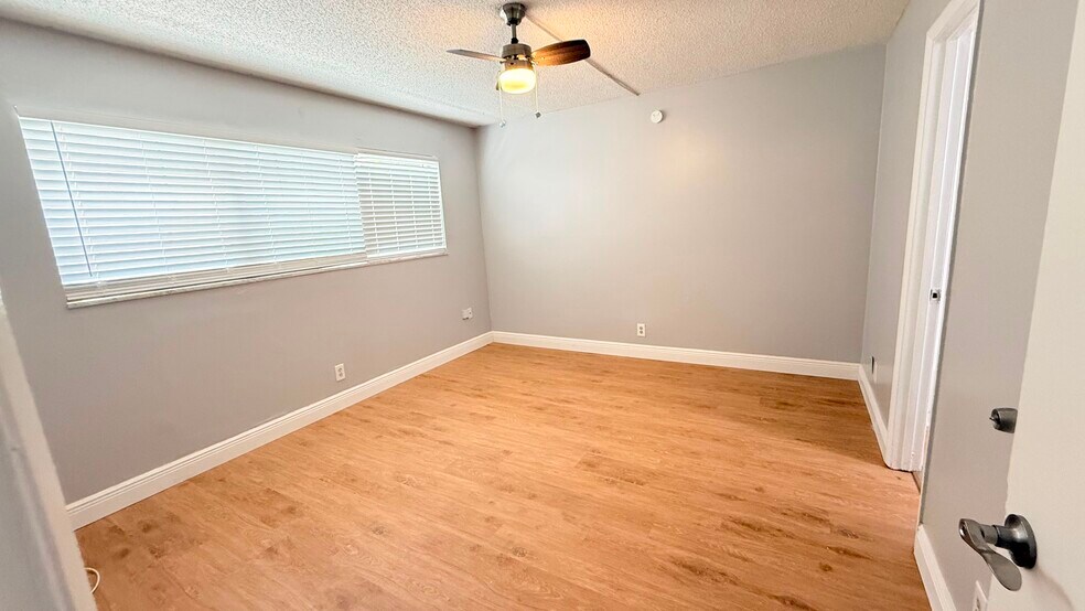 More Photos Of 1700 NW 58th Ter, Sunrise Apartments For Sale