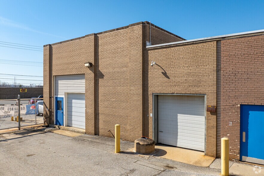 More Photos Of 3505 Governor Printz Blvd, Wilmington Manufacturing For Lease