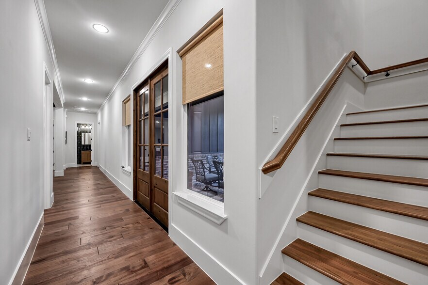 More Photos Of 15937 Stagecoach Rd, Stagecoach Specialty For Sale