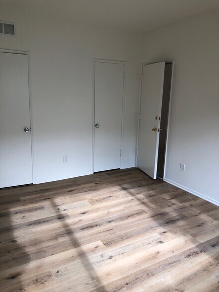 More Photos Of 848 19th St, Santa Monica Apartments For Sale