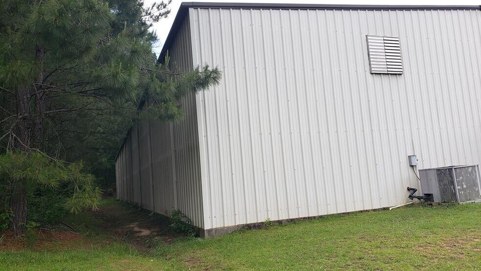 More Photos Of 100 Freedom Drive, Liberty Warehouse For Sale