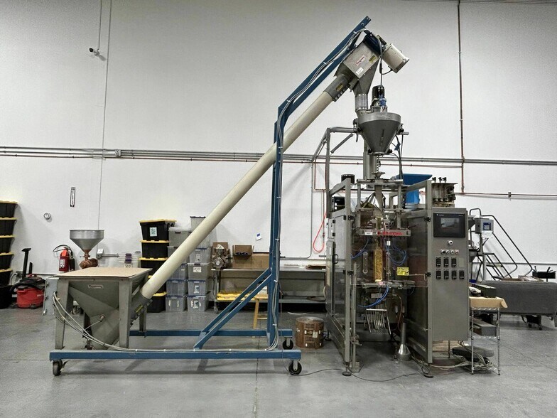 More Photos Of 2950 E Sunset Rd, Las Vegas Showroom For Sale