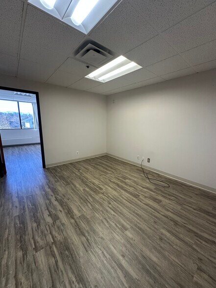 More Photos Of 241 Ridge St, Reno Medical For Lease