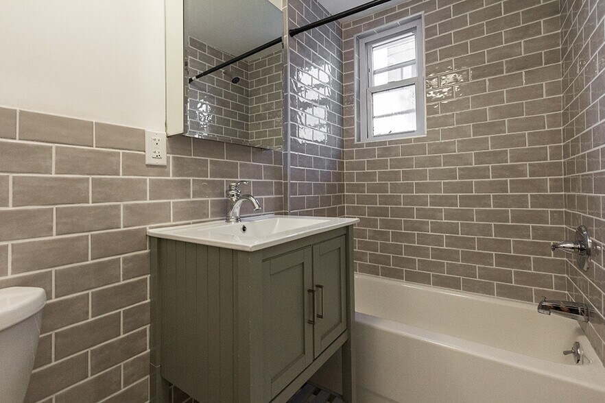 More Photos Of 16 Weldon St, Jersey City Multifamily For Sale