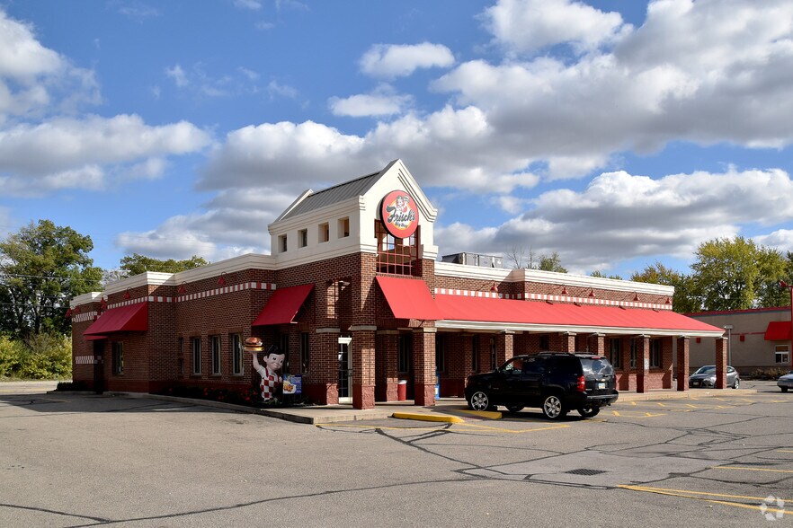 Primary Photo Of 1204 N Barron St, Eaton Restaurant For Sale