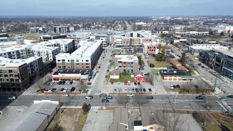 More Photos Of 11634 Maple St, Fishers Office For Sale