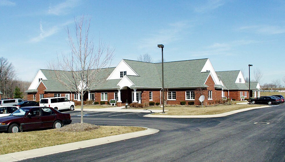 More Photos Of 590 N Leavitt Rd, Amherst Medical For Sale