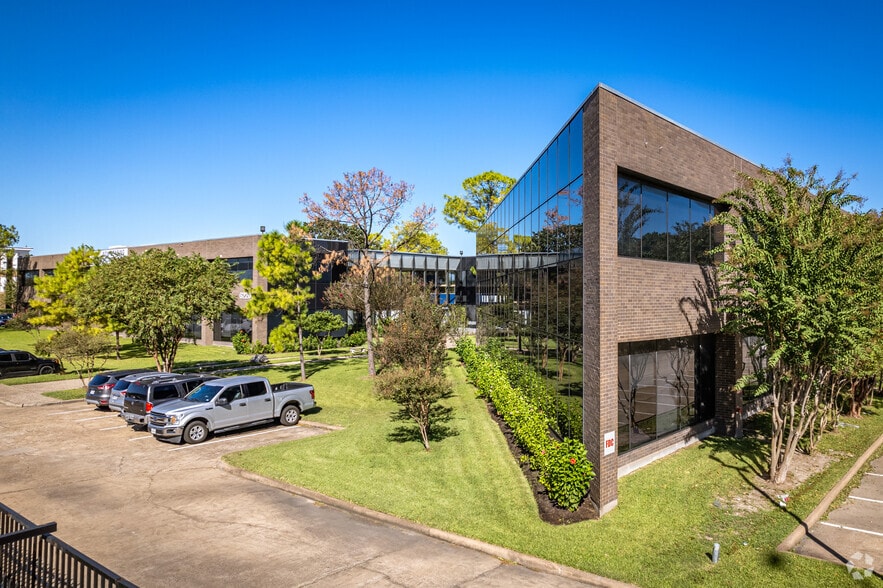 More Photos Of 6220 WESTPARK Dr, Houston Office For Lease