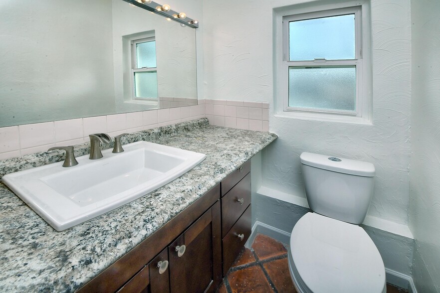 More Photos Of 3854 E Fort Lowell Rd, Tucson Freestanding For Sale