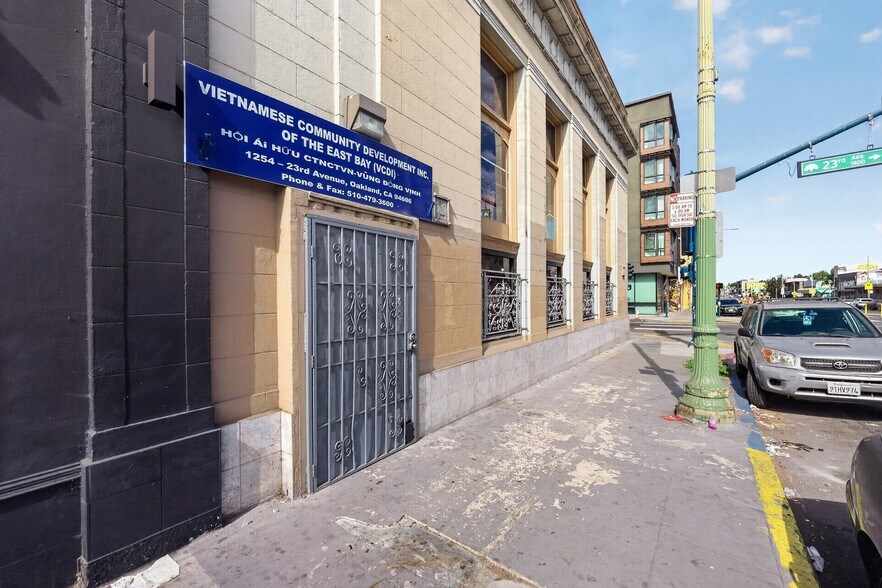 More Photos Of 2307 International Blvd, Oakland Storefront Retail Office For Sale