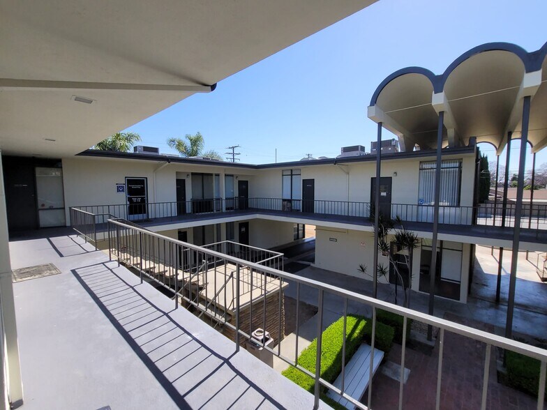 More Photos Of 3840 Woodruff Ave, Long Beach Medical For Lease