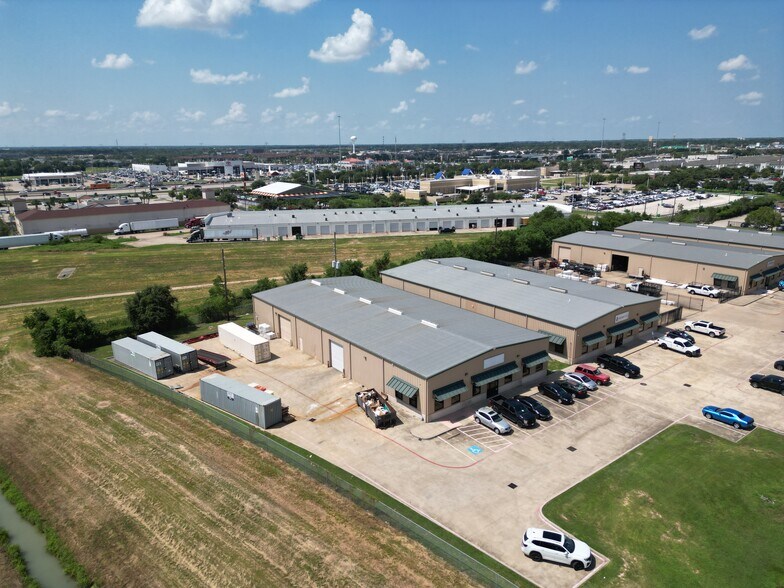 More Photos Of 1430 Vanderwilt Ln, Katy Unknown For Lease