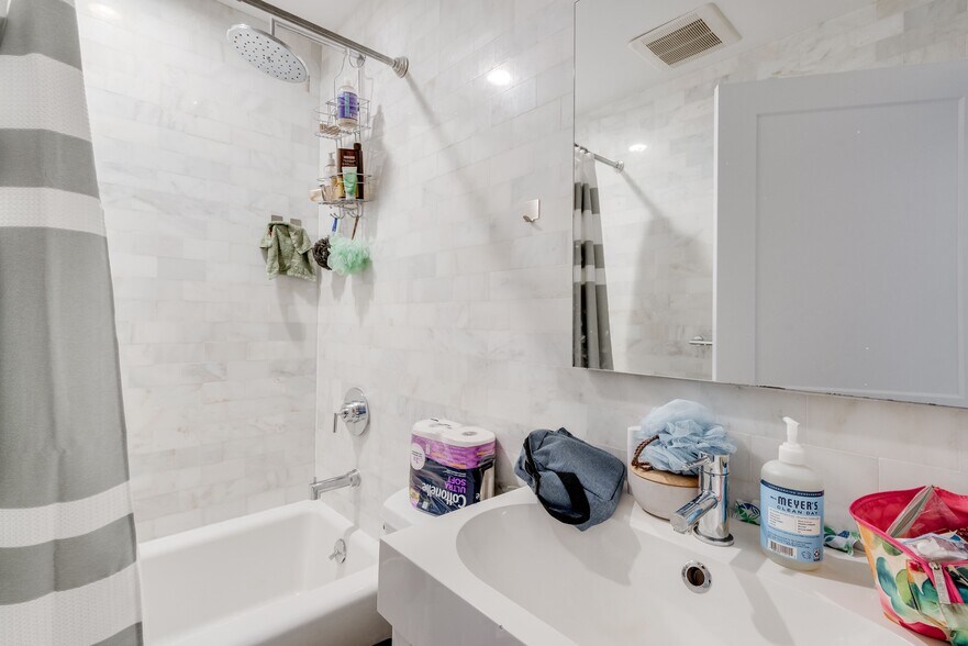More Photos Of 14 Lincoln Pl, Brooklyn Apartments For Sale