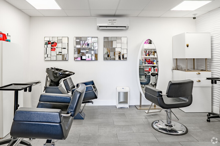 More Photos Of 635 Ygnacio Valley Rd, Walnut Creek Freestanding For Sale