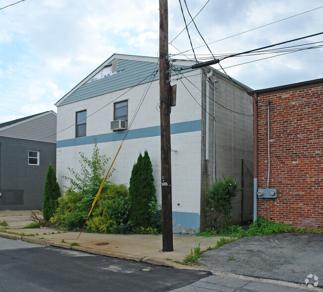 More Photos Of 320 Fifth Ave, Wilmington Warehouse For Lease