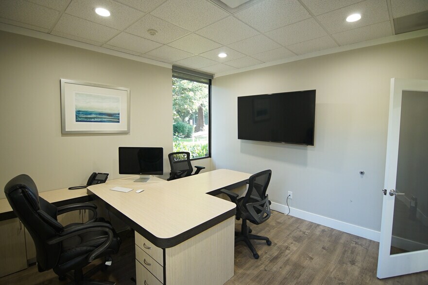 More Photos Of 6345 Auburn Blvd, Citrus Heights Office For Lease