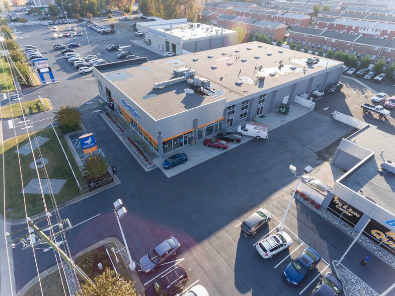 More Photos Of 975 J Clyde Morris Blvd, Newport News Auto Dealership For Lease