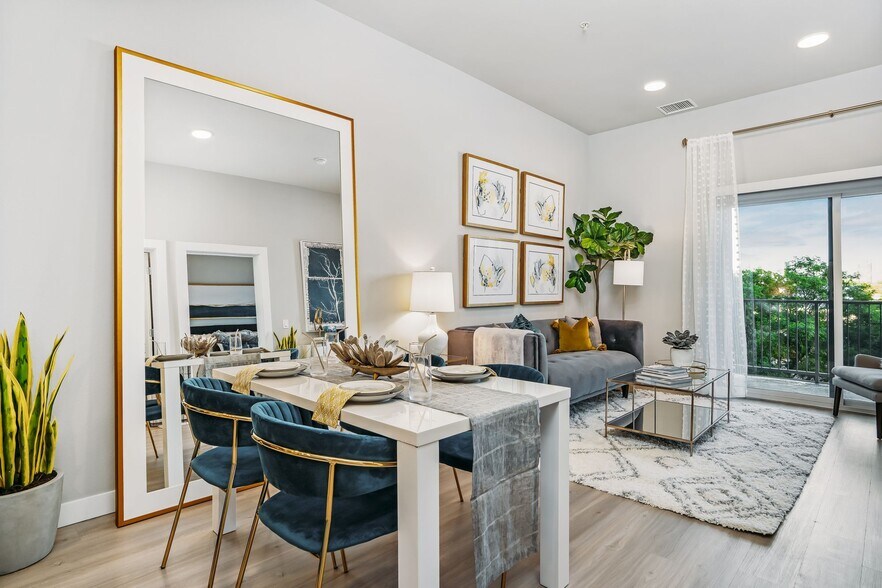 More Photos Of 1280 E 17th Ave, Denver Apartments For Lease