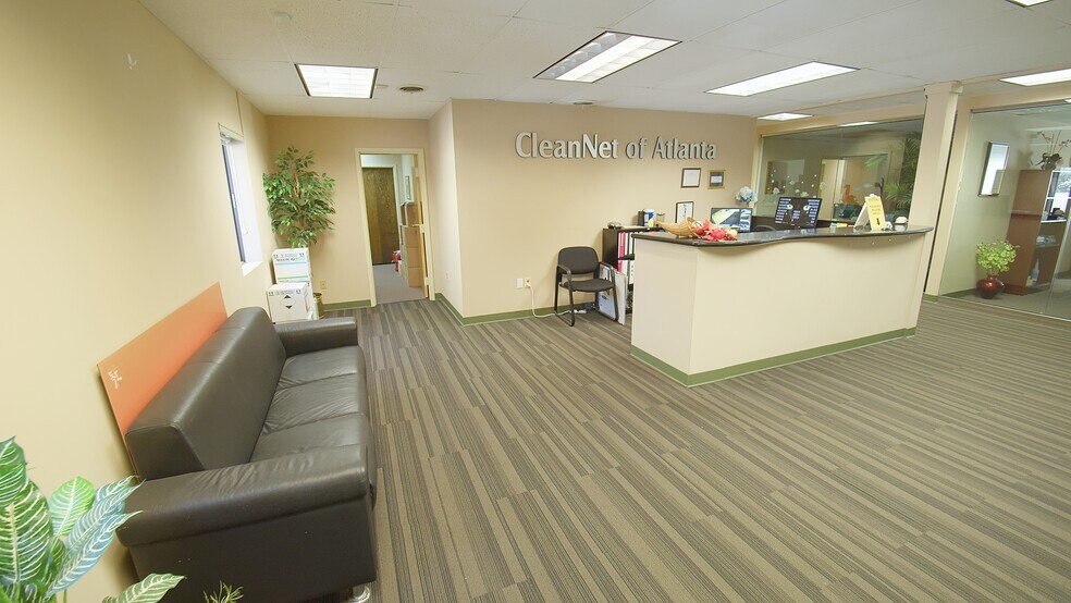 More Photos Of 3299 Northcrest Rd, Atlanta Office For Sale