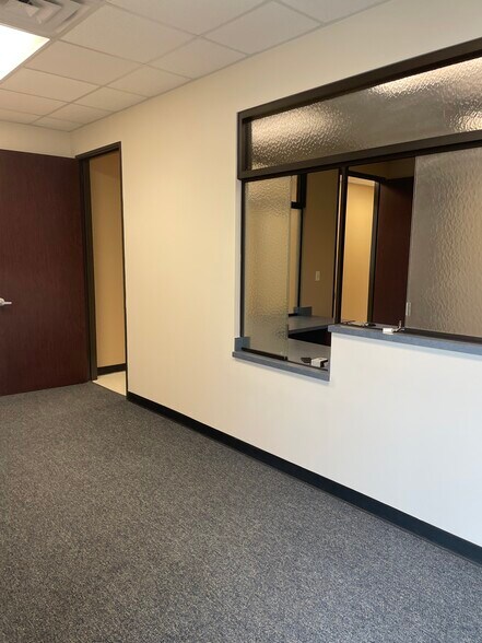 More Photos Of 3115 College Park Dr, Conroe Medical For Lease