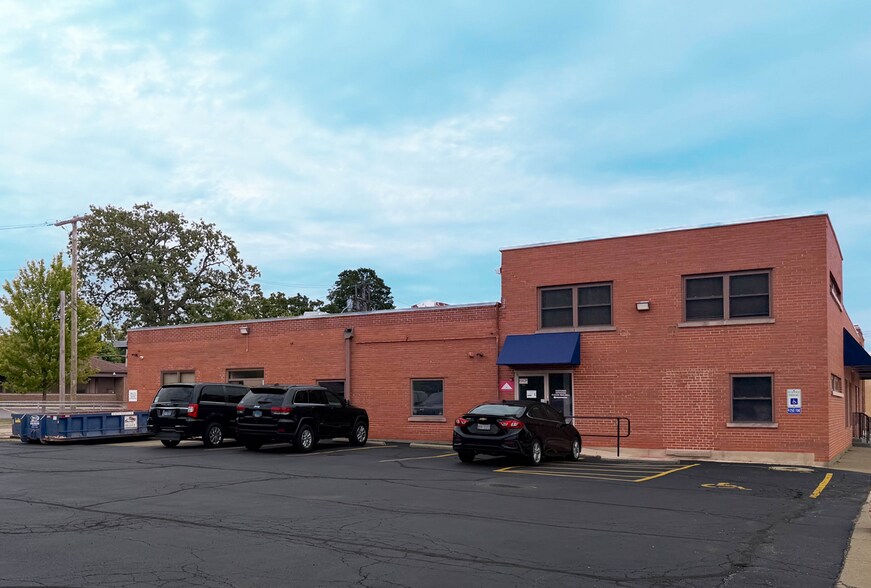 Primary Photo Of 131 Fremont St, West Chicago Industrial For Sale