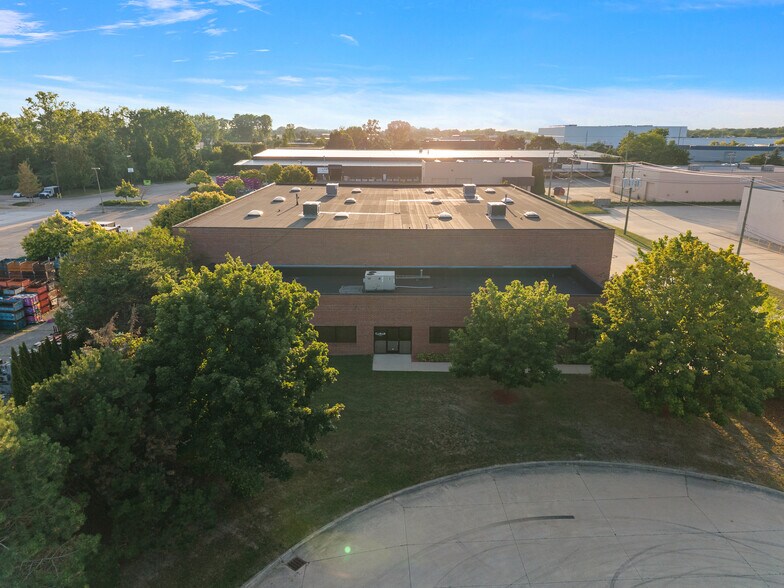 More Photos Of 44567 Morley Dr, Clinton Township Warehouse For Sale