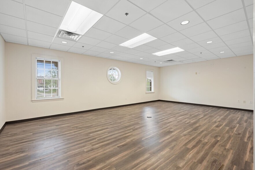 More Photos Of 112 Long Hollow Pike, Goodlettsville Office For Lease