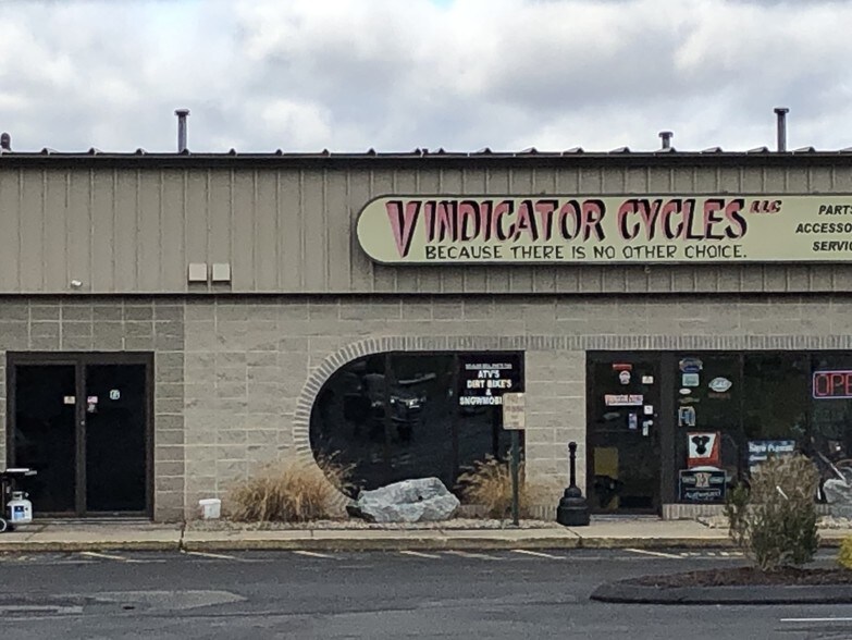 More Photos Of 199 Shunpike Rd, Cromwell Unknown For Lease