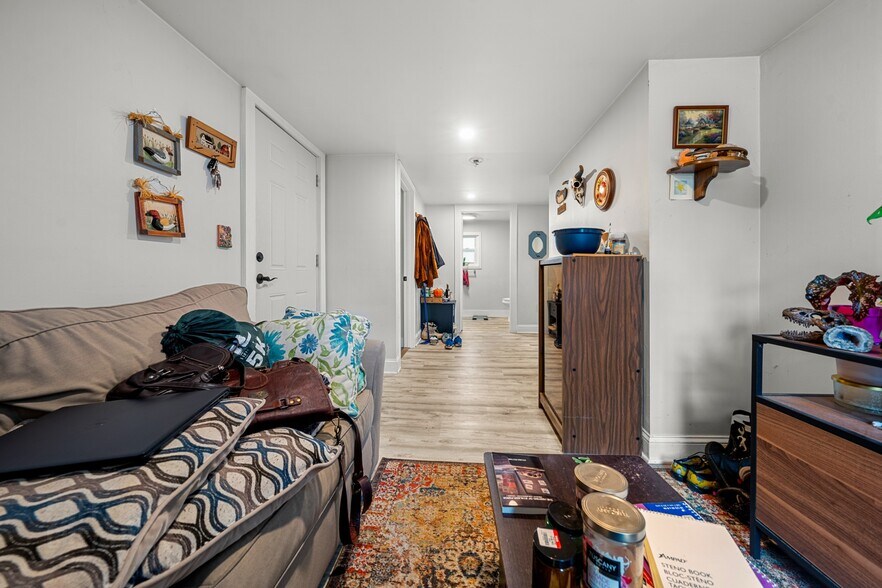 More Photos Of 15 South St, Freeport Apartments For Sale