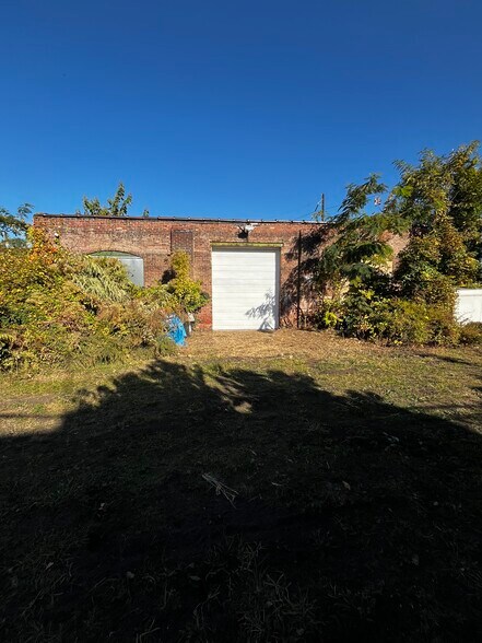 More Photos Of 1318-24 W Luzerne St, Philadelphia Warehouse For Sale