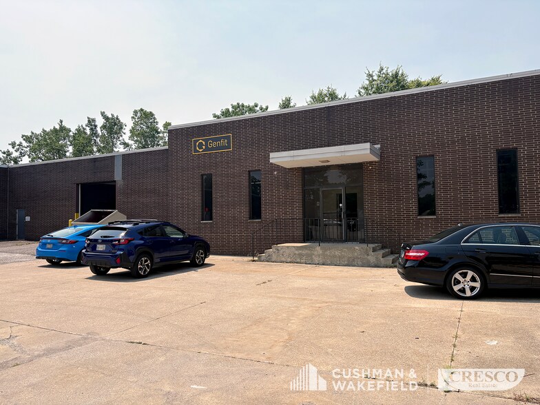 More Photos Of 4530 Hamann Ind Pky, Willoughby Manufacturing For Lease