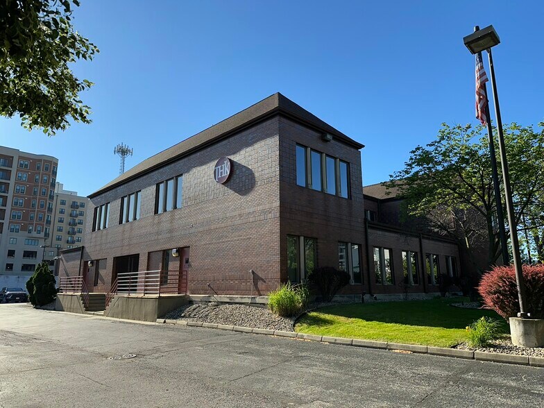 More Photos Of 212 E La Salle Ave, South Bend Office For Sale