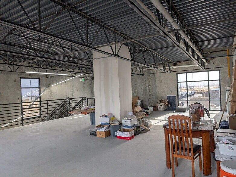 More Photos Of 5879 W 7800 S, West Jordan Office For Lease