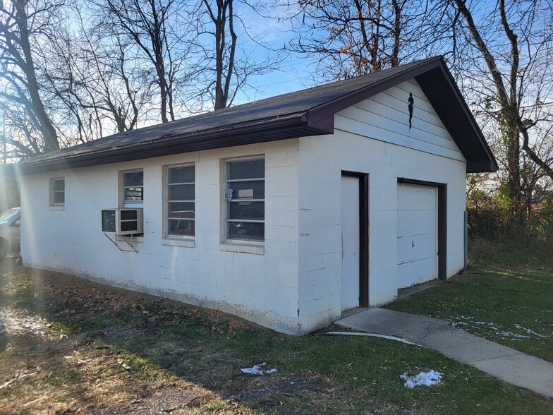 More Photos Of 1340 Lincoln Way E, Chambersburg Office For Sale