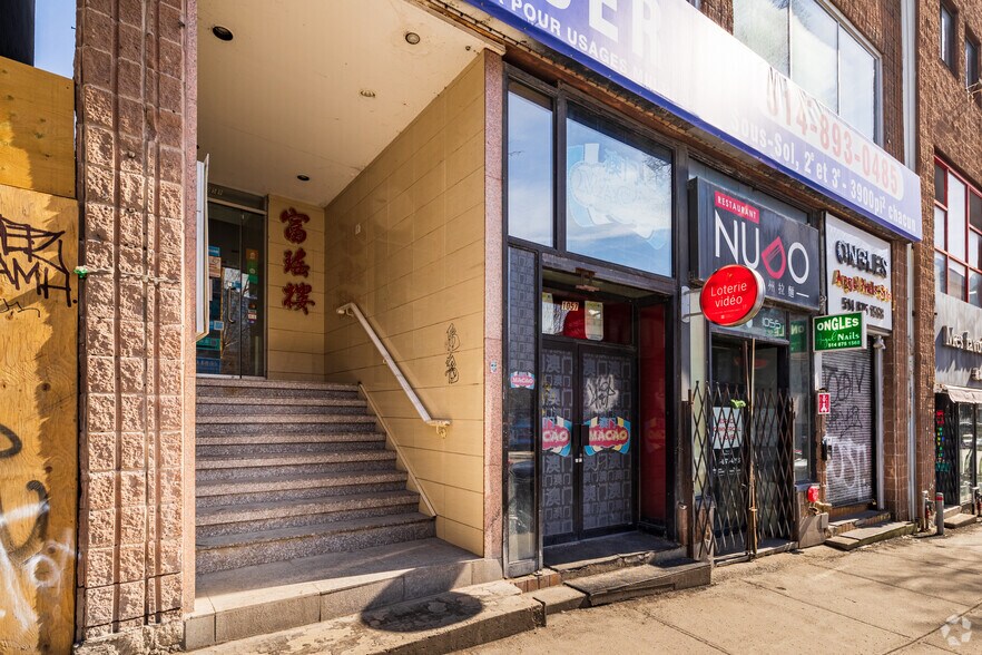 More Photos Of 1055 Boul Saint-Laurent, Montréal Storefront For Lease