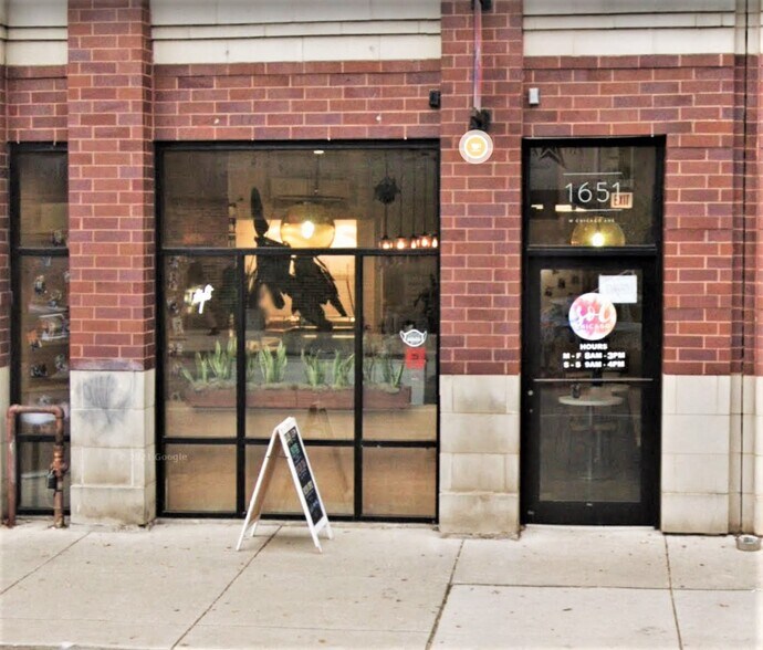 More Photos Of 1659 W Chicago Ave, Chicago Apartments For Lease