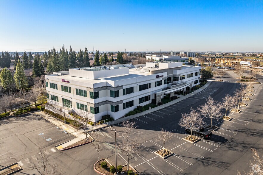 More Photos Of 532 Gibson Dr, Roseville Office For Lease