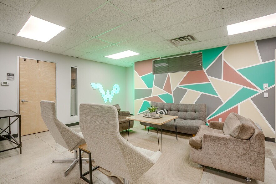 More Photos Of 3108 W 6th St, Fort Worth Office For Lease