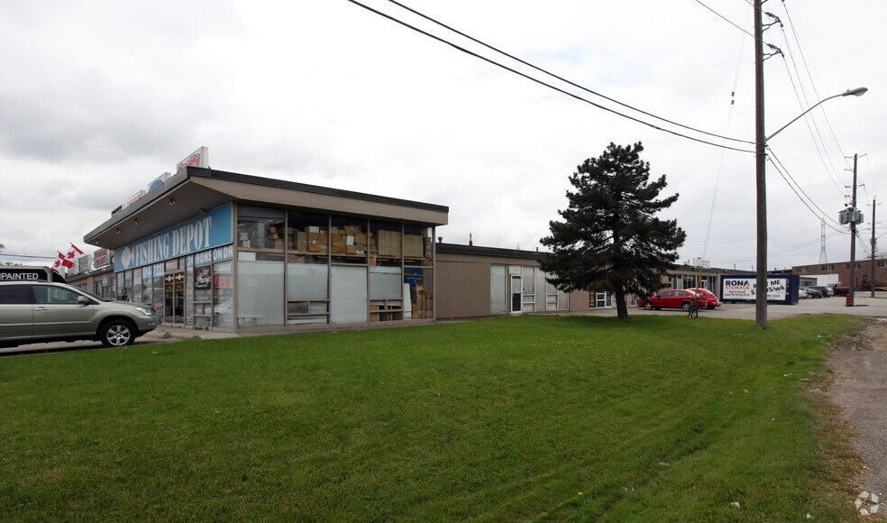 More Photos Of 24 Ronson Dr, Toronto Service For Lease